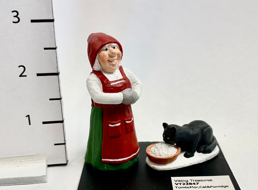 TomteMor Cat and Porridge